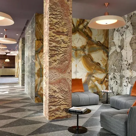 Verticale | Esperienze 4* Milan