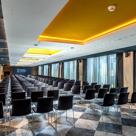 Verticale | Esperienze Hotel Milaan