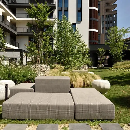 Verticale | Esperienze Hotel Milano