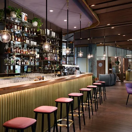 Verticale | Esperienze 4*