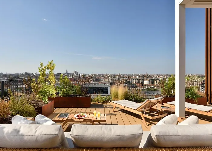 Verticale | Esperienze Milánó