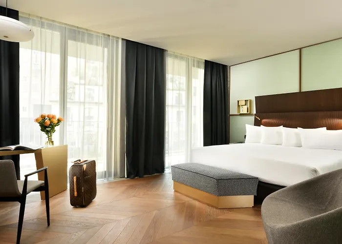 Verticale | Esperienze Milánó