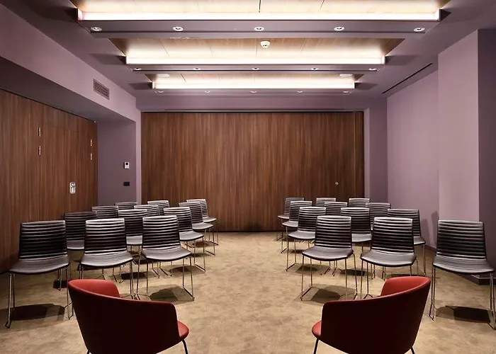 Verticale | Esperienze Milánó