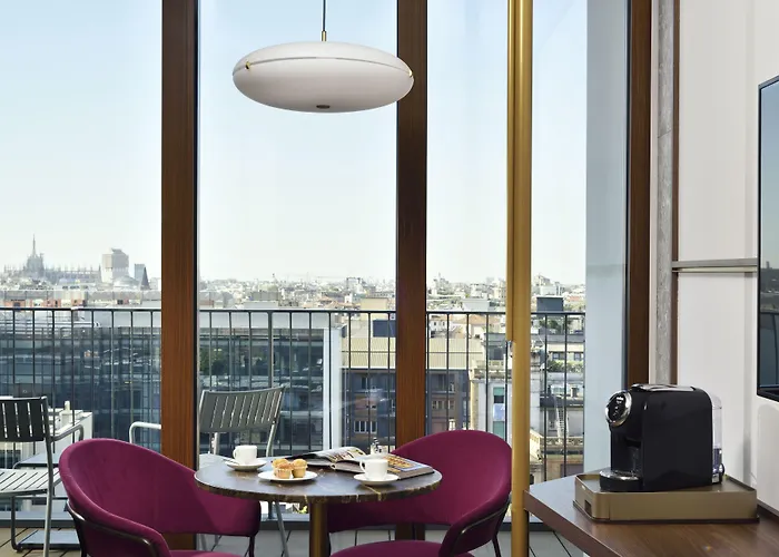 Verticale | Esperienze Szálloda Milánó